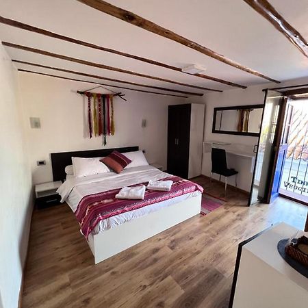 Casona Les Pleiades Bed & Breakfast Cusco Bagian luar foto