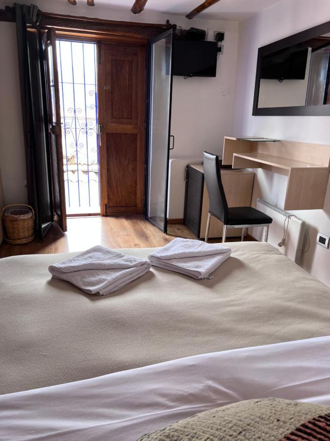 Casona Les Pleiades Bed & Breakfast Cusco Bagian luar foto